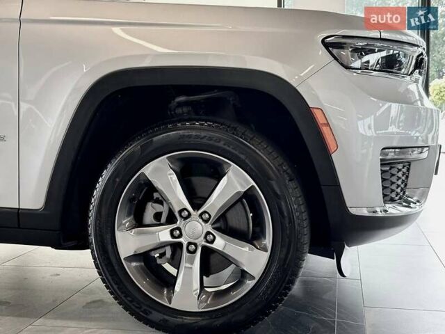 Серый Джип Гранд Чероки, объемом двигателя 3.6 л и пробегом 1 тыс. км за 47900 $, фото 5 на Automoto.ua