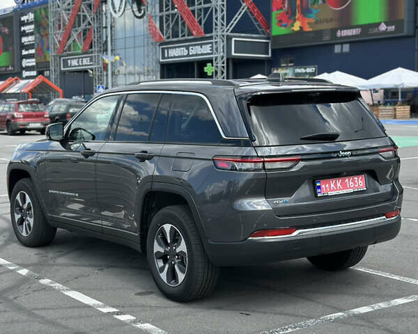 Серый Джип Гранд Чероки, объемом двигателя 2 л и пробегом 20 тыс. км за 50000 $, фото 3 на Automoto.ua