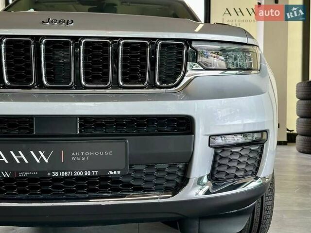 Сірий Джип Grand Cherokee, об'ємом двигуна 3.6 л та пробігом 1 тис. км за 53000 $, фото 4 на Automoto.ua