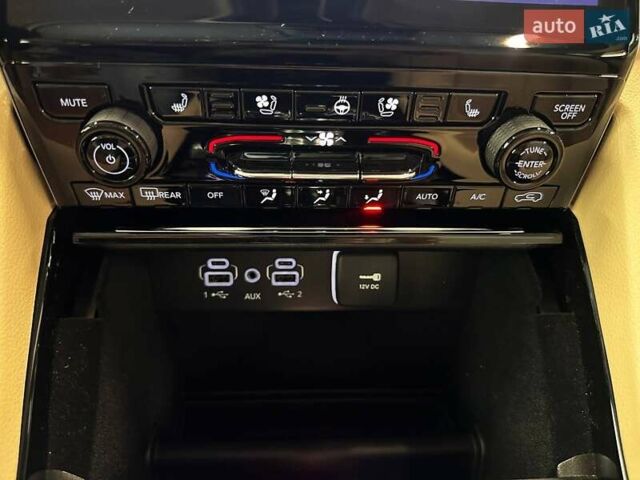 Серый Джип Гранд Чероки, объемом двигателя 3.6 л и пробегом 1 тыс. км за 47900 $, фото 37 на Automoto.ua