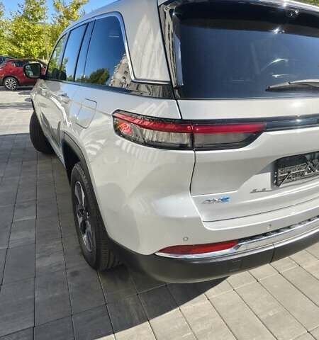 Серый Джип Гранд Чероки, объемом двигателя 2 л и пробегом 48 тыс. км за 48700 $, фото 17 на Automoto.ua