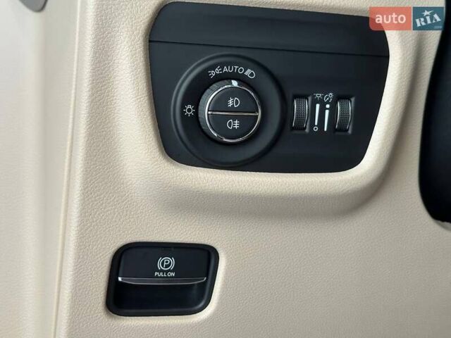 Серый Джип Гранд Чероки, объемом двигателя 3.6 л и пробегом 1 тыс. км за 47900 $, фото 28 на Automoto.ua