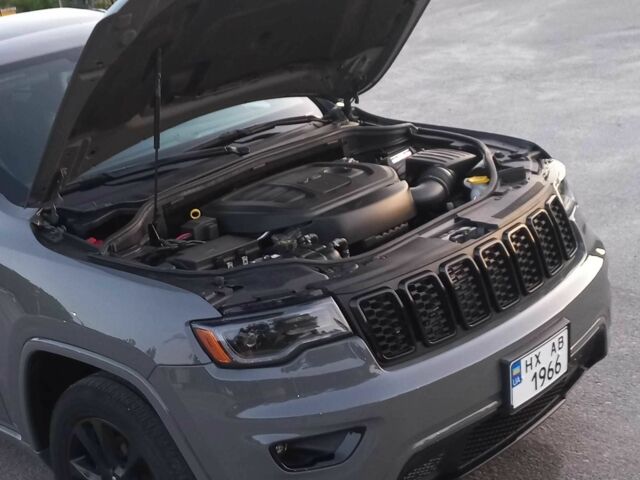 Джип Гранд Чероки 2022 в Хмельницком на Automoto.ua Серый Джип Гранд Чероки, объемом двигателя 3.6 л и пробегом 121 тыс. км за 25000 $, фото 21 на Automoto.ua