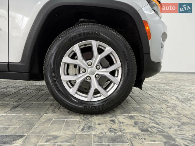 Сірий Джип Grand Cherokee, об'ємом двигуна 3.6 л та пробігом 47 тис. км за 36900 $, фото 30 на Automoto.ua