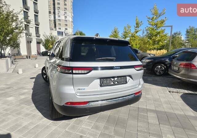 Серый Джип Гранд Чероки, объемом двигателя 2 л и пробегом 48 тыс. км за 48700 $, фото 7 на Automoto.ua