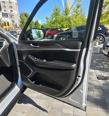 Серый Джип Гранд Чероки, объемом двигателя 2 л и пробегом 48 тыс. км за 48700 $, фото 42 на Automoto.ua