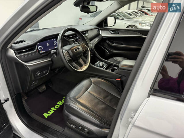 Сірий Джип Grand Cherokee, об'ємом двигуна 3.6 л та пробігом 47 тис. км за 36900 $, фото 19 на Automoto.ua