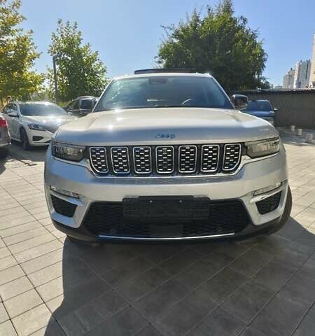 Серый Джип Гранд Чероки, объемом двигателя 2 л и пробегом 48 тыс. км за 48700 $, фото 2 на Automoto.ua