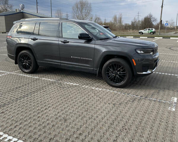 Серый Джип Гранд Чероки, объемом двигателя 3.6 л и пробегом 31 тыс. км за 39950 $, фото 1 на Automoto.ua