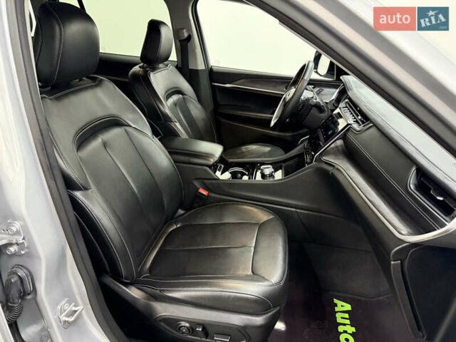 Сірий Джип Grand Cherokee, об'ємом двигуна 3.6 л та пробігом 47 тис. км за 36900 $, фото 21 на Automoto.ua