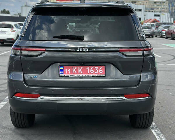 Серый Джип Гранд Чероки, объемом двигателя 2 л и пробегом 20 тыс. км за 50000 $, фото 4 на Automoto.ua