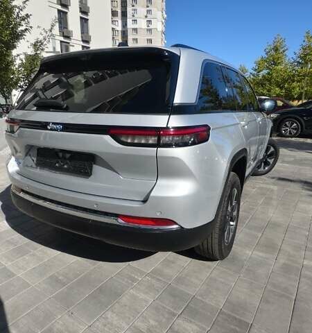 Серый Джип Гранд Чероки, объемом двигателя 2 л и пробегом 48 тыс. км за 48700 $, фото 72 на Automoto.ua