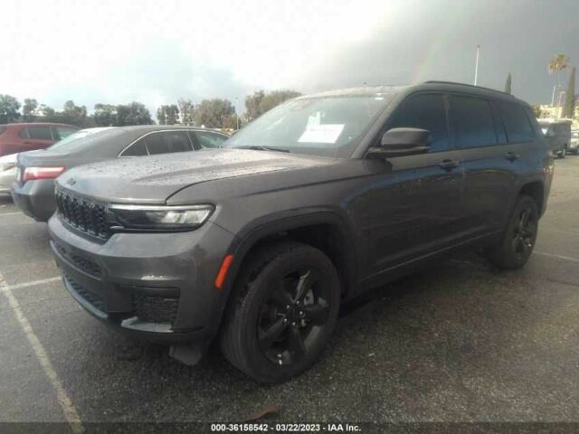 Сірий Джип Grand Cherokee, об'ємом двигуна 0.36 л та пробігом 14 тис. км за 30300 $, фото 1 на Automoto.ua