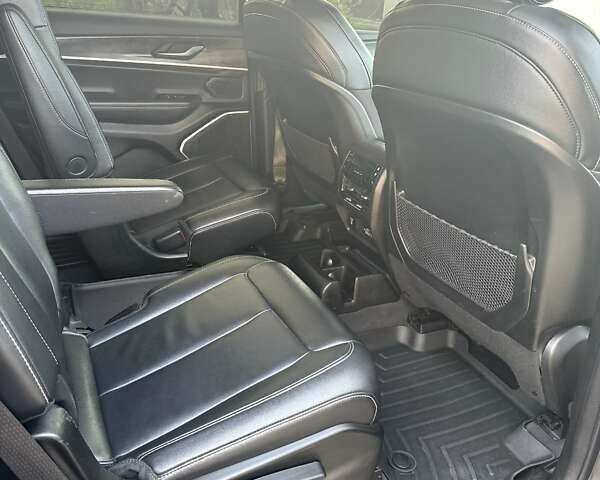 Серый Джип Гранд Чероки, объемом двигателя 3.61 л и пробегом 85 тыс. км за 45000 $, фото 6 на Automoto.ua