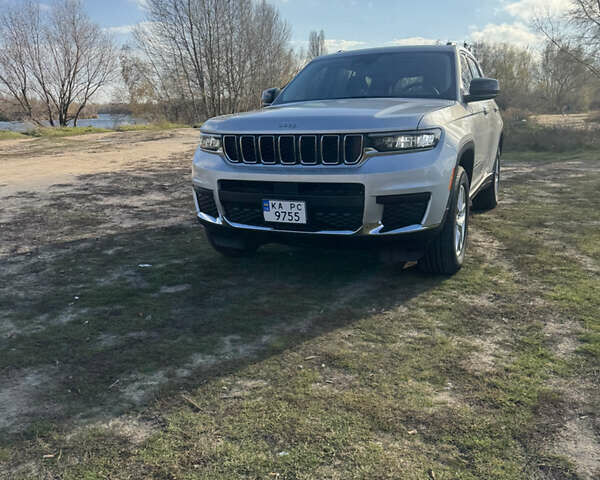 Серый Джип Гранд Чероки, объемом двигателя 3.6 л и пробегом 65 тыс. км за 34500 $, фото 1 на Automoto.ua
