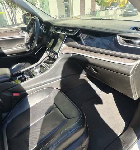 Серый Джип Гранд Чероки, объемом двигателя 2 л и пробегом 48 тыс. км за 48700 $, фото 44 на Automoto.ua