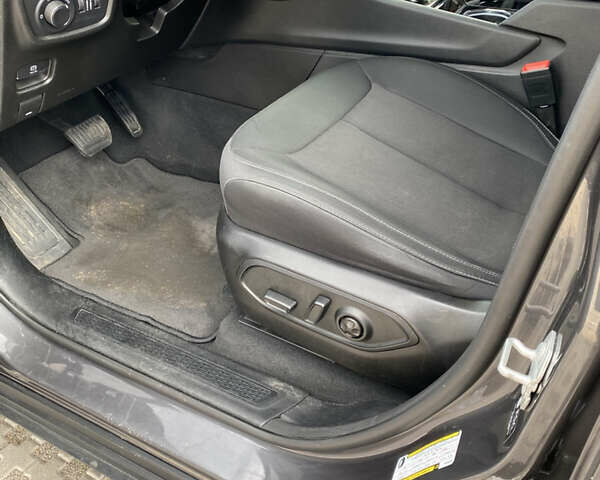 Серый Джип Гранд Чероки, объемом двигателя 3.6 л и пробегом 31 тыс. км за 39950 $, фото 7 на Automoto.ua