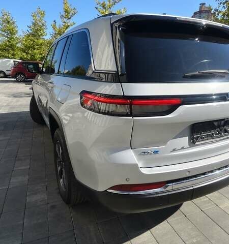 Серый Джип Гранд Чероки, объемом двигателя 2 л и пробегом 48 тыс. км за 48700 $, фото 70 на Automoto.ua