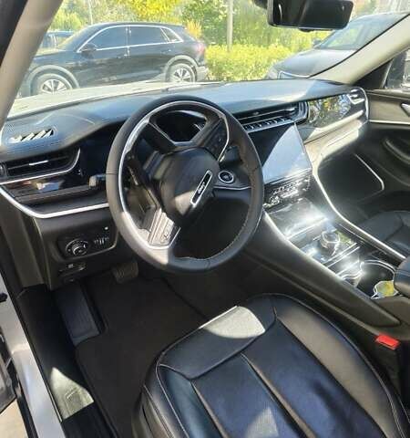 Серый Джип Гранд Чероки, объемом двигателя 2 л и пробегом 48 тыс. км за 48700 $, фото 47 на Automoto.ua