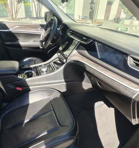 Серый Джип Гранд Чероки, объемом двигателя 2 л и пробегом 48 тыс. км за 48700 $, фото 45 на Automoto.ua