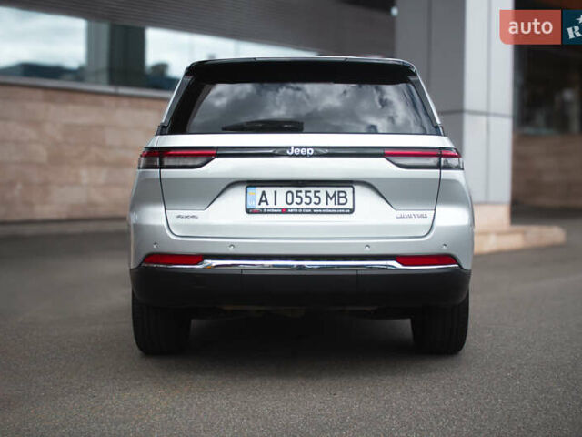 Серый Джип Гранд Чероки, объемом двигателя 3.6 л и пробегом 87 тыс. км за 39700 $, фото 3 на Automoto.ua