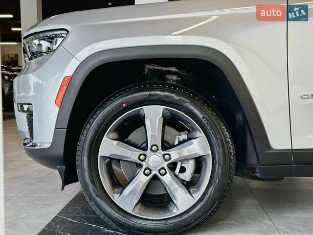 Сірий Джип Grand Cherokee, об'ємом двигуна 3.6 л та пробігом 1 тис. км за 53000 $, фото 5 на Automoto.ua