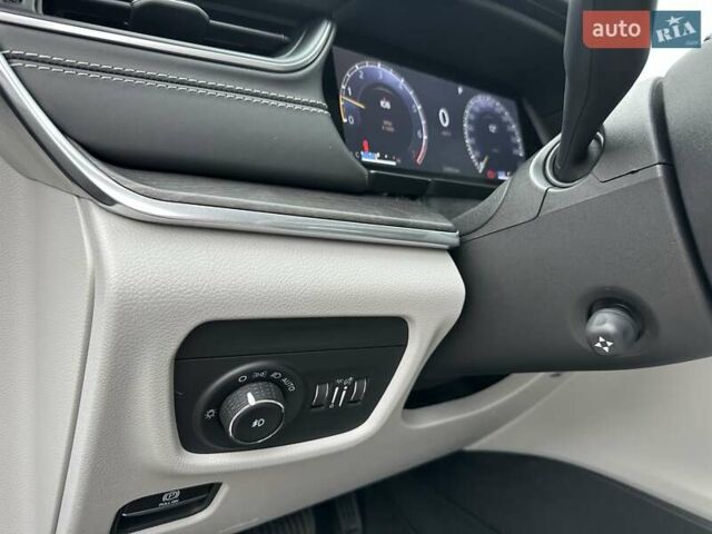 Серый Джип Гранд Чероки, объемом двигателя 3.6 л и пробегом 32 тыс. км за 43900 $, фото 17 на Automoto.ua