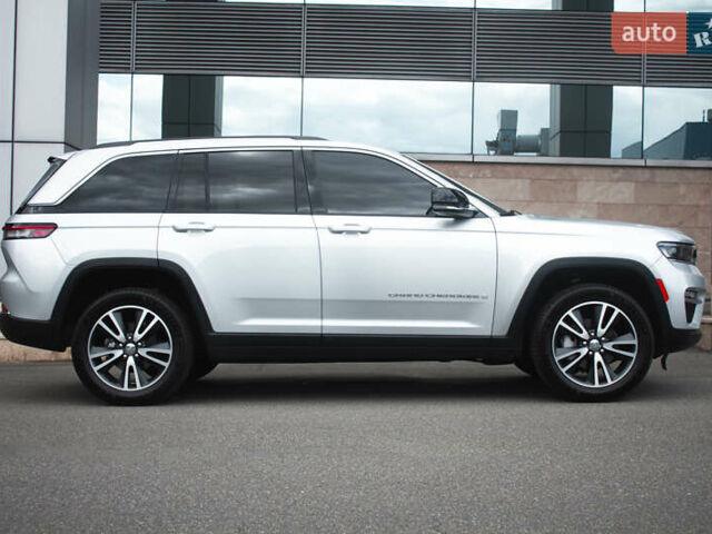 Серый Джип Гранд Чероки, объемом двигателя 3.6 л и пробегом 87 тыс. км за 39700 $, фото 1 на Automoto.ua