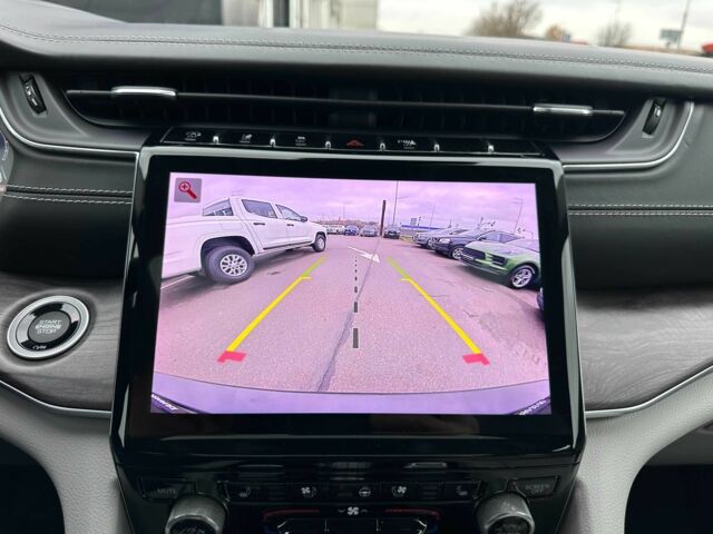 Серый Джип Гранд Чероки, объемом двигателя 3.6 л и пробегом 32 тыс. км за 43900 $, фото 11 на Automoto.ua