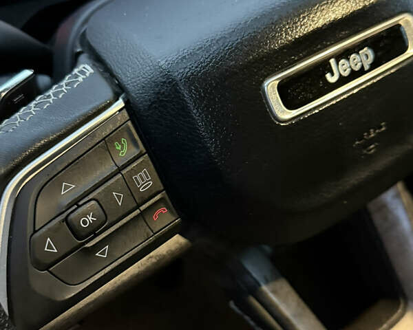 Сірий Джип Grand Cherokee, об'ємом двигуна 3.6 л та пробігом 10 тис. км за 44900 $, фото 21 на Automoto.ua