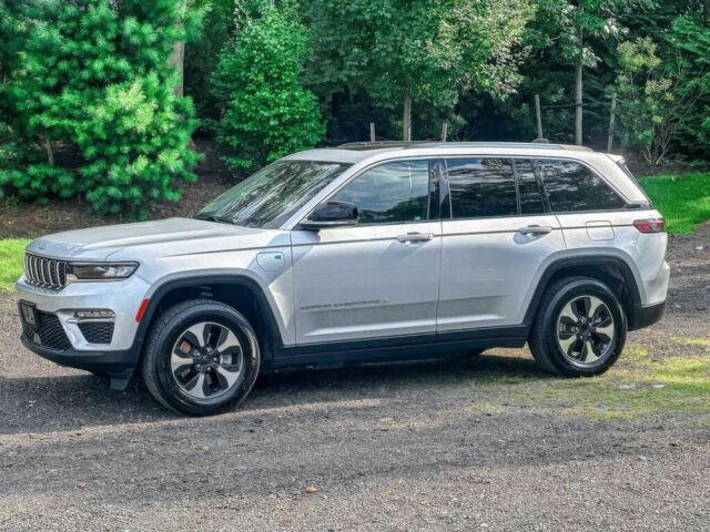 Сірий Джип Grand Cherokee, об'ємом двигуна 2 л та пробігом 10 тис. км за 18700 $, фото 2 на Automoto.ua
