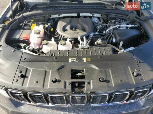 Серый Джип Гранд Чероки, объемом двигателя 2 л и пробегом 3 тыс. км за 18900 $, фото 11 на Automoto.ua