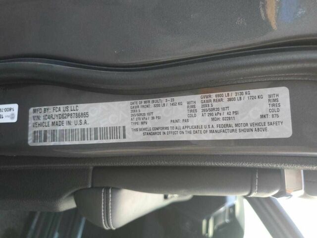 Серый Джип Гранд Чероки, объемом двигателя 2 л и пробегом 1 тыс. км за 13000 $, фото 12 на Automoto.ua