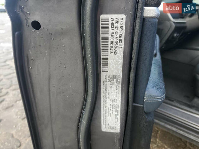 Серый Джип Гранд Чероки, объемом двигателя 3.6 л и пробегом 54 тыс. км за 18400 $, фото 11 на Automoto.ua