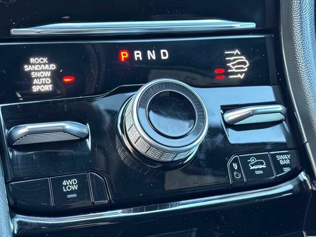 Серый Джип Гранд Чероки, объемом двигателя 0 л и пробегом 20 тыс. км за 18700 $, фото 11 на Automoto.ua