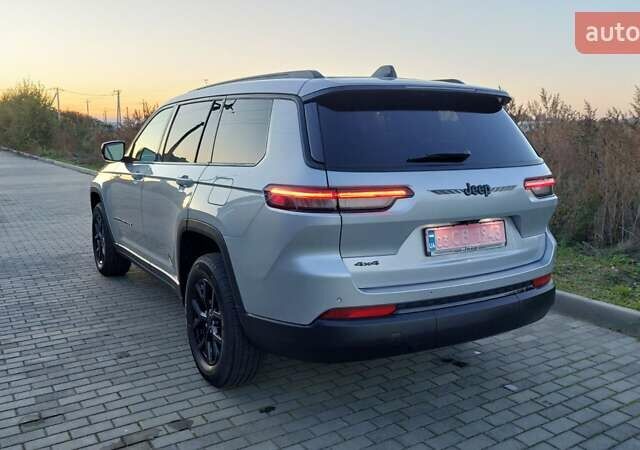 Джип Гранд Чероки 2023 в Луцке на Automoto.ua Серый Джип Гранд Чероки, объемом двигателя 3.6 л и пробегом 19 тыс. км за 35500 $, фото 2 на Automoto.ua