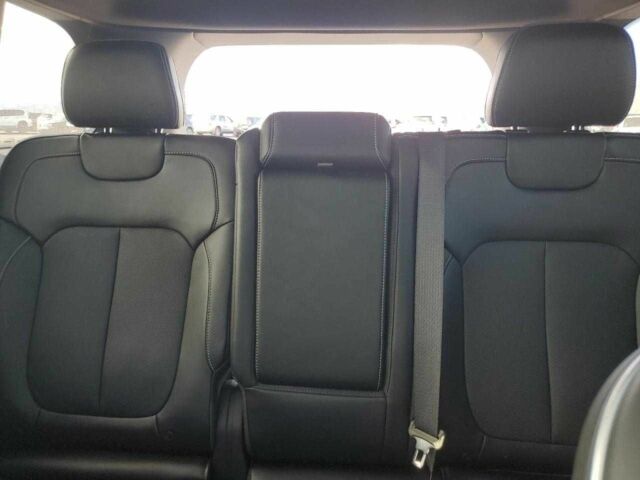 Серый Джип Гранд Чероки, объемом двигателя 2 л и пробегом 1 тыс. км за 13000 $, фото 9 на Automoto.ua