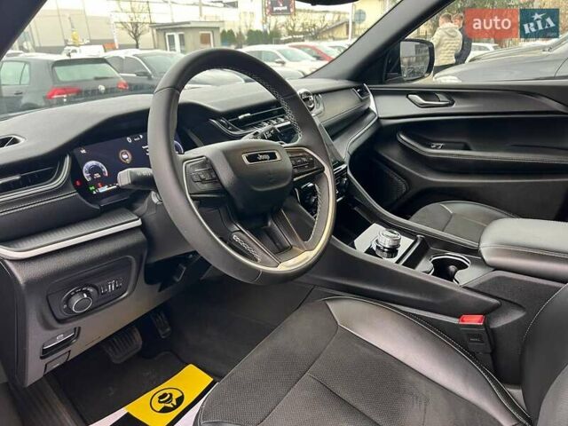 Серый Джип Гранд Чероки, объемом двигателя 3.6 л и пробегом 20 тыс. км за 37000 $, фото 10 на Automoto.ua