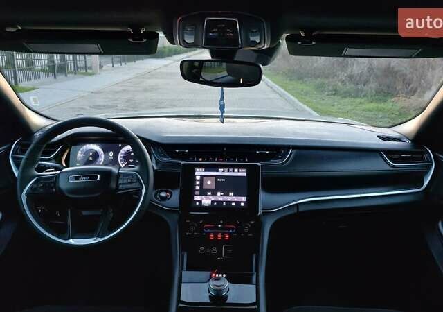 Джип Гранд Чероки 2023 в Луцке на Automoto.ua Серый Джип Гранд Чероки, объемом двигателя 3.6 л и пробегом 19 тыс. км за 35500 $, фото 14 на Automoto.ua