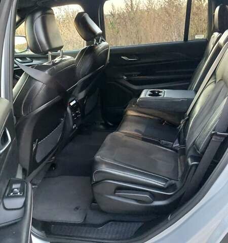 Джип Гранд Чероки 2023 в Луцке на Automoto.ua Серый Джип Гранд Чероки, объемом двигателя 3.6 л и пробегом 19 тыс. км за 35500 $, фото 9 на Automoto.ua