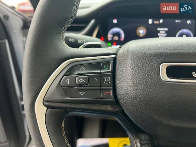 Серый Джип Гранд Чероки, объемом двигателя 3.6 л и пробегом 20 тыс. км за 37000 $, фото 12 на Automoto.ua