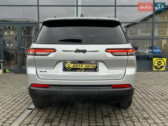 Серый Джип Гранд Чероки, объемом двигателя 3.6 л и пробегом 20 тыс. км за 37000 $, фото 5 на Automoto.ua