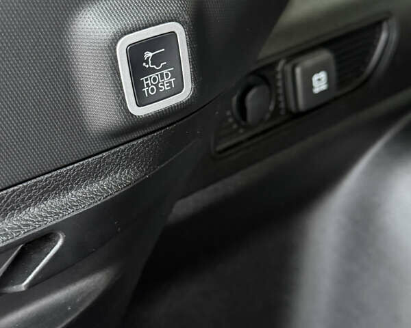 Сірий Джип Grand Cherokee, об'ємом двигуна 3.6 л та пробігом 10 тис. км за 44900 $, фото 34 на Automoto.ua