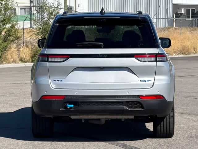 Серый Джип Гранд Чероки, объемом двигателя 0 л и пробегом 20 тыс. км за 18700 $, фото 5 на Automoto.ua