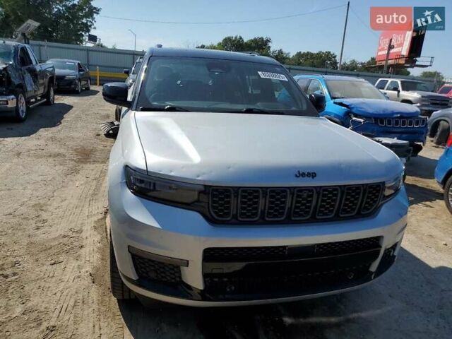 Серый Джип Гранд Чероки, объемом двигателя 5.65 л и пробегом 69 тыс. км за 27000 $, фото 8 на Automoto.ua