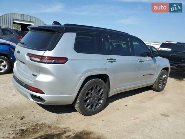 Серый Джип Гранд Чероки, объемом двигателя 5.65 л и пробегом 69 тыс. км за 27000 $, фото 9 на Automoto.ua