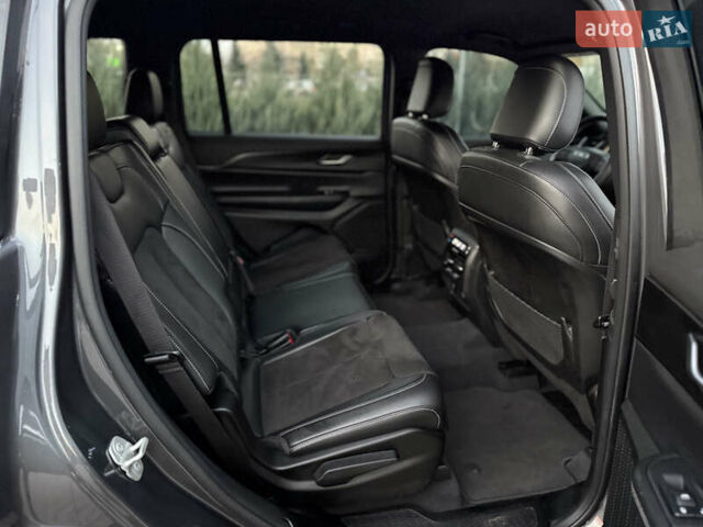 Серый Джип Гранд Чероки, объемом двигателя 3.6 л и пробегом 35 тыс. км за 49500 $, фото 86 на Automoto.ua