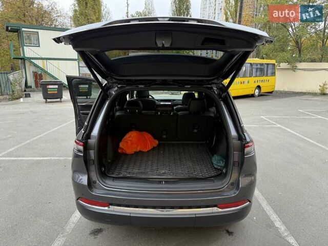 Серый Джип Гранд Чероки, объемом двигателя 2 л и пробегом 43 тыс. км за 48500 $, фото 6 на Automoto.ua