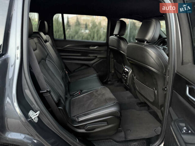 Серый Джип Гранд Чероки, объемом двигателя 3.6 л и пробегом 35 тыс. км за 49500 $, фото 84 на Automoto.ua