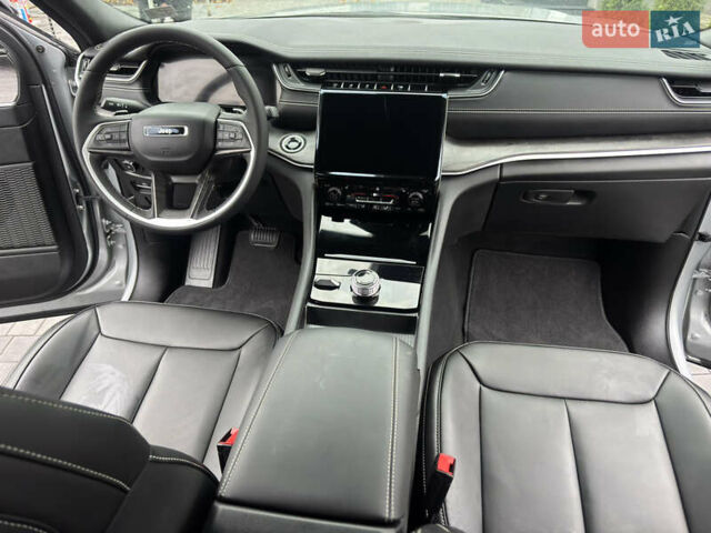 Серый Джип Гранд Чероки, объемом двигателя 3.6 л и пробегом 1 тыс. км за 46999 $, фото 25 на Automoto.ua